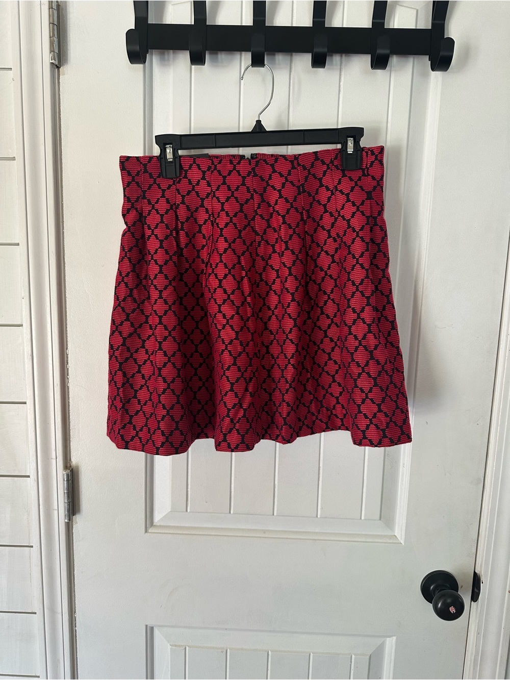 Banana Republic Red and Black Geometric Flared flounce Mini Skirt
